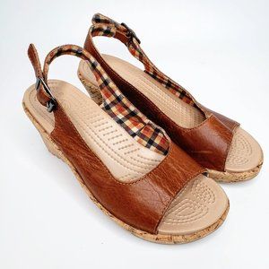 Crocs A Leigh Slingback Leather Wedge Sandals 6
